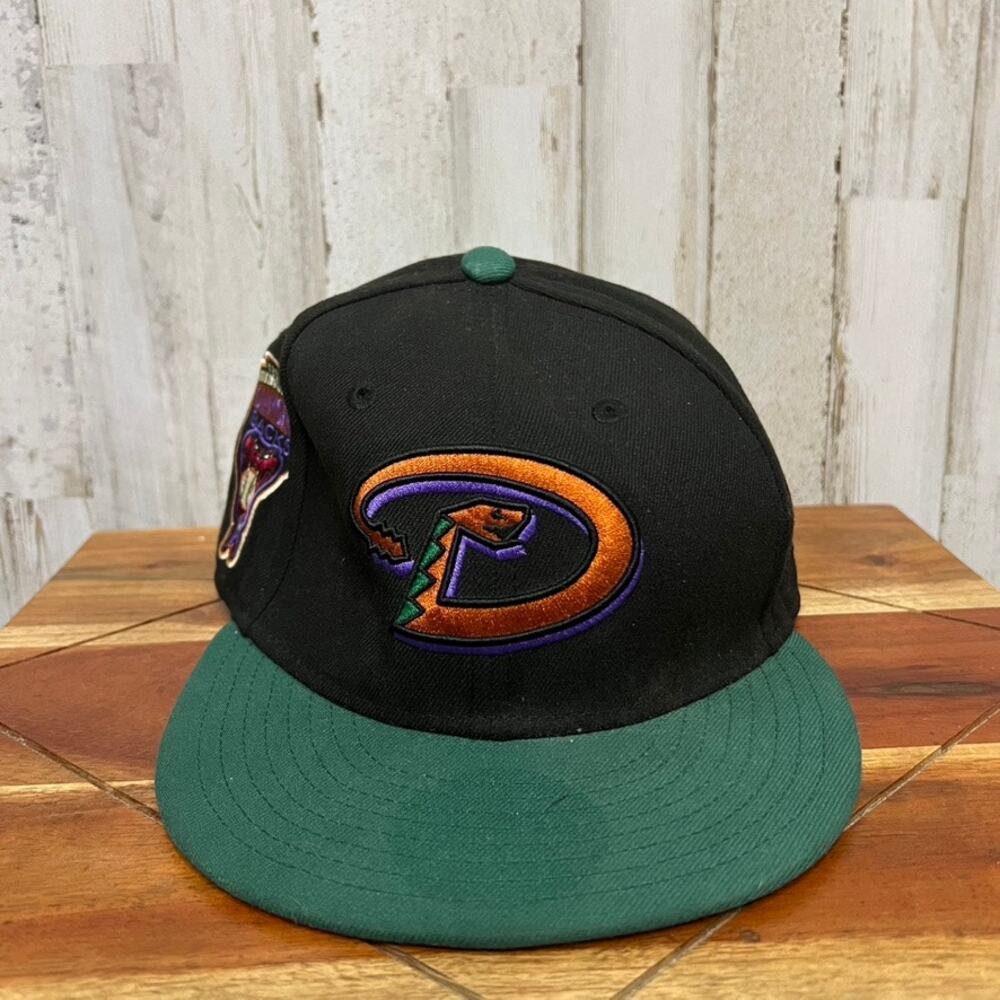 Vintage Arizona Diamondbacks New Era 9FIFTY Snapback Cap Black Unisex Adult